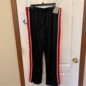 Reebok NWT Mens Large Regular Fit Black and Red Sweatpants 30 Inseam